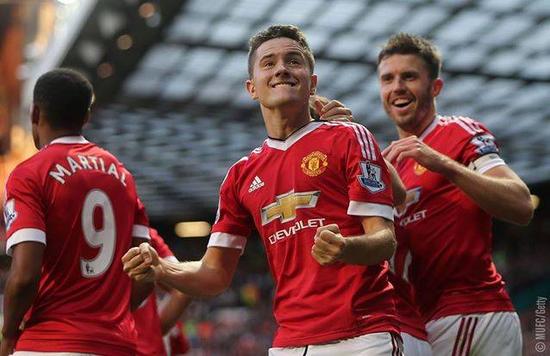 仅为游泳爱 仅为游泳爱